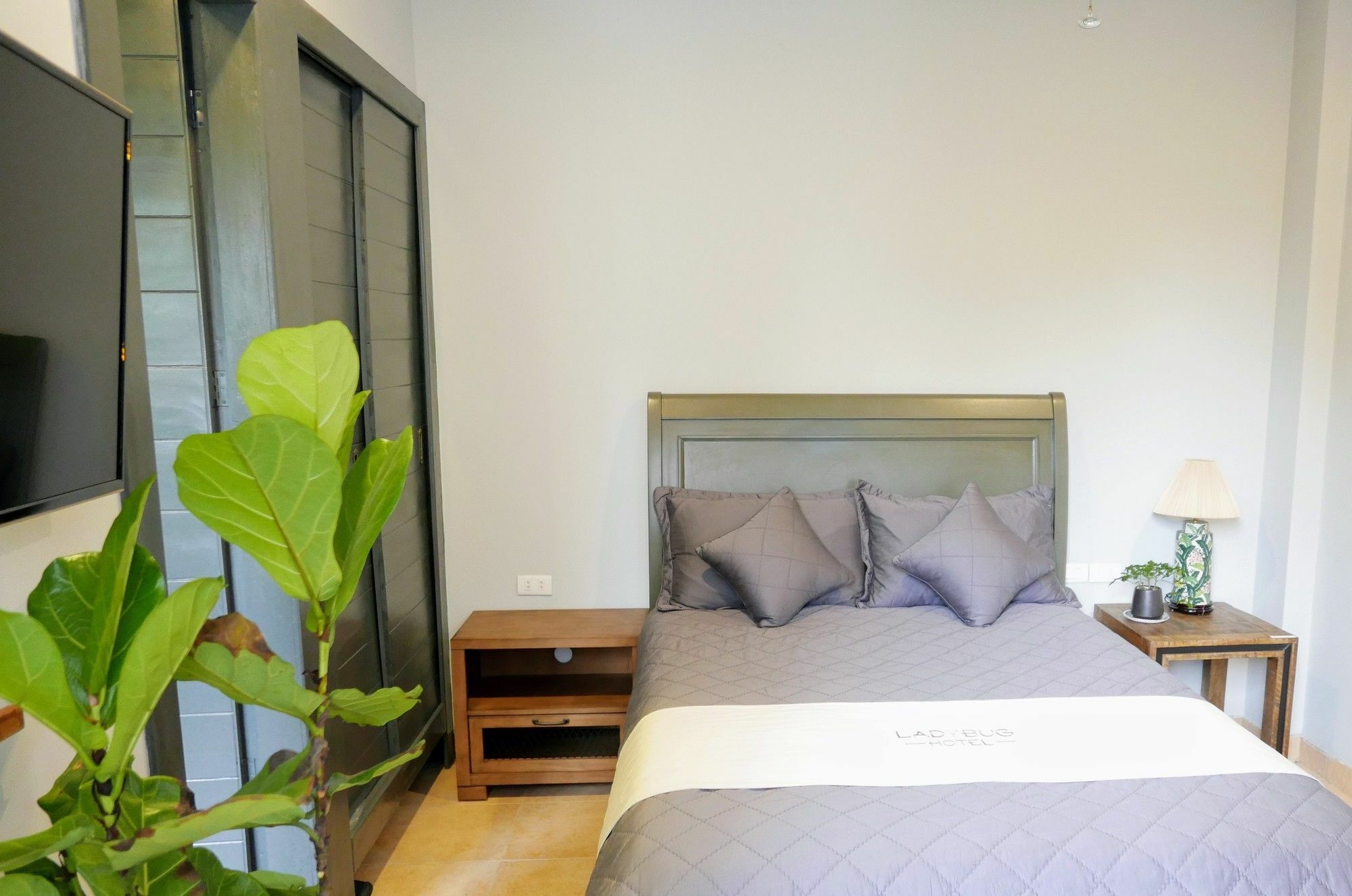 Ladybug Boutique Villa Hanoï Extérieur photo